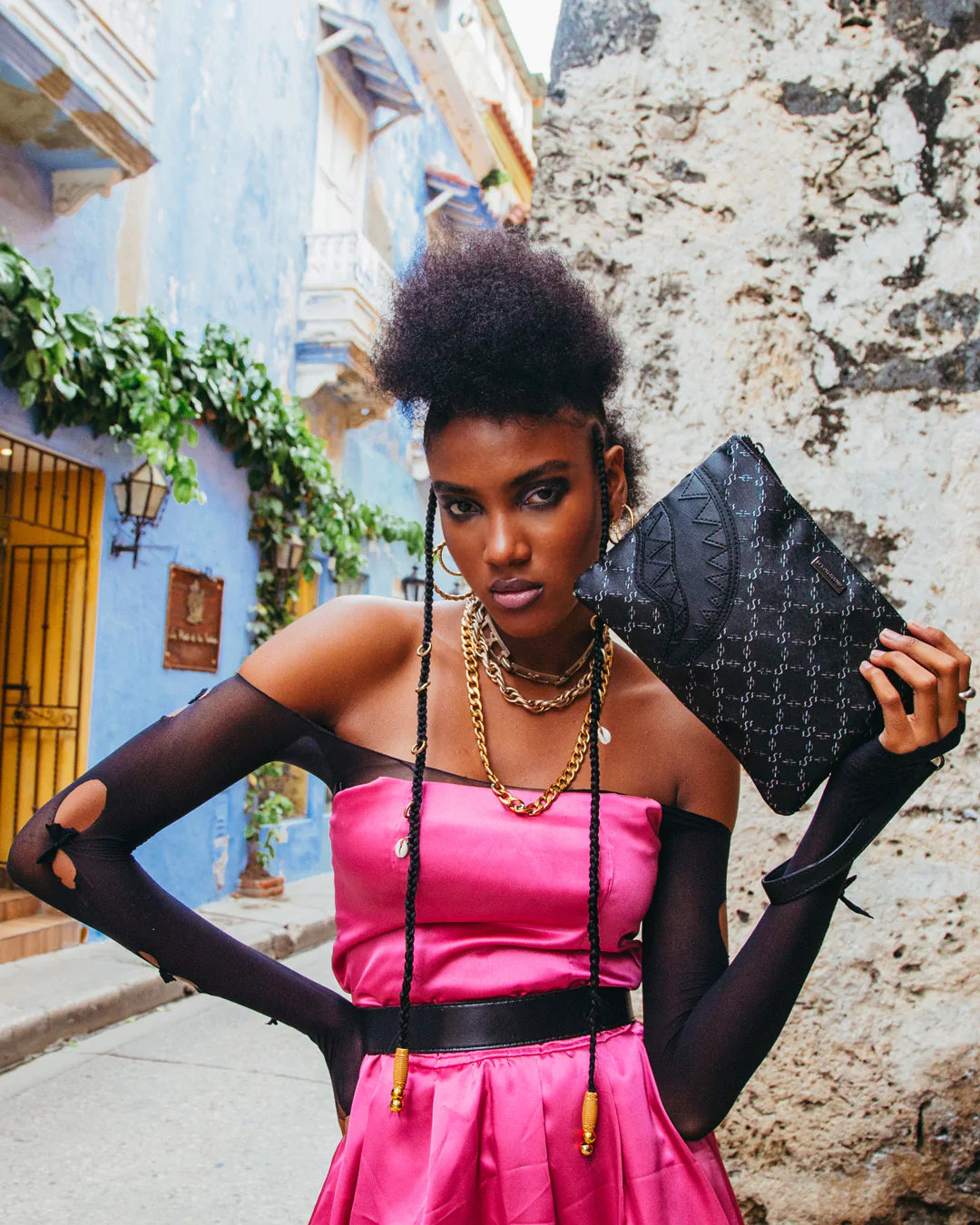 Trippy Monogram  Pouchette